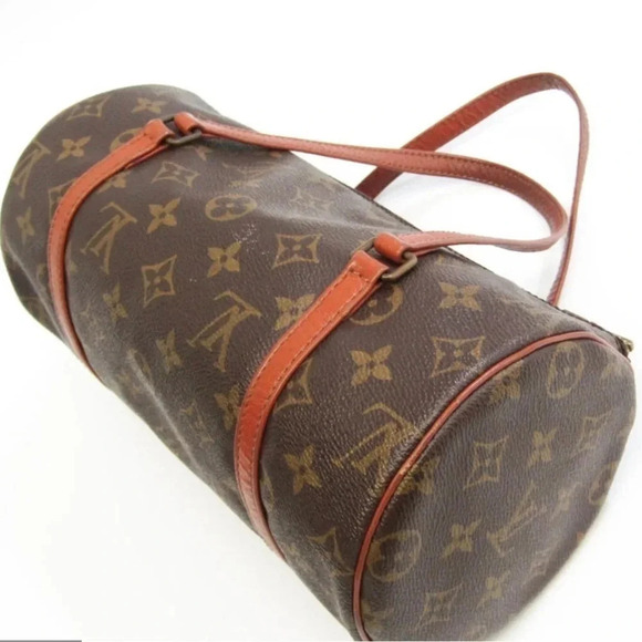 Louis Vuitton Papillon 26 Handbag, M51366 - Picture 2 of 5